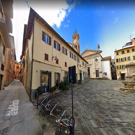Casa Via Della Rocca Luna Poggibonsi Extérieur photo